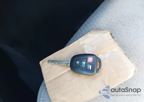 2014 Toyota Corolla Le Plus из США, поврежденный, VIN 5YFBURHE7EP107271